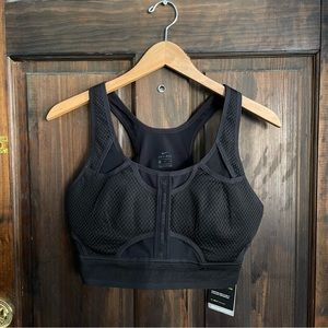 NIKE Ultrabreathe Sports Bra NWT